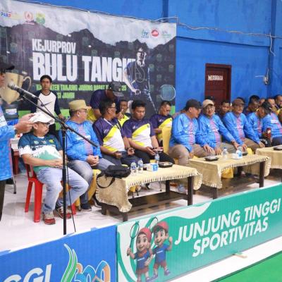 520 Atlet Ramaikan Kejurprov Bulu Tangkis Jambi 2025 di Tanjab Barat