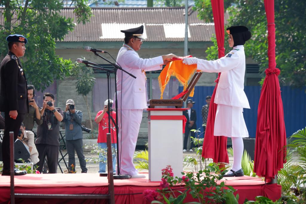 UPACARA HUT RI KE-79 DI ALUN ALUN KUALA TUNGKAL