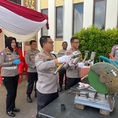 Press Release Akhir Tahun 2024: Polres Tanjab Barat Laporkan Peningkatan Kasus Kriminal dan Keberhasilan Penanganan