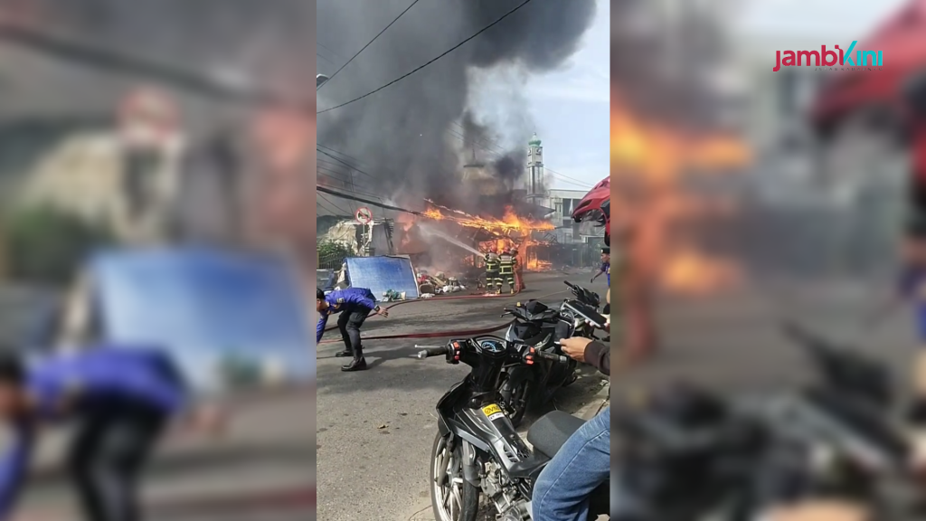 Kebakaran Hebat di Jalan Adam Malik Jambi, Enam Kios Ludes dan Seorang Pedagang Tewas