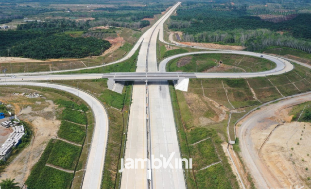 Macet Parah di Sumsel, Akses Tol Jambi Ditutup Sementara