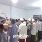 Sebagian Warga Jember dan Bondowoso Laksanakan Salat Idulfitri Lebih Awal