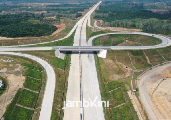 Macet Parah di Sumsel, Akses Tol Jambi Ditutup Sementara